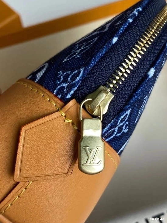 Cheap POUCH PM COSMETIC 1854 LOUIS VUITTON SINCE 0812